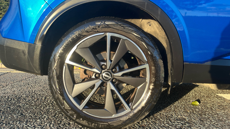 Nissan Qashqai 1.3 DiG-T MH 158 Tekna 5dr Xtronic Petrol Hatchback